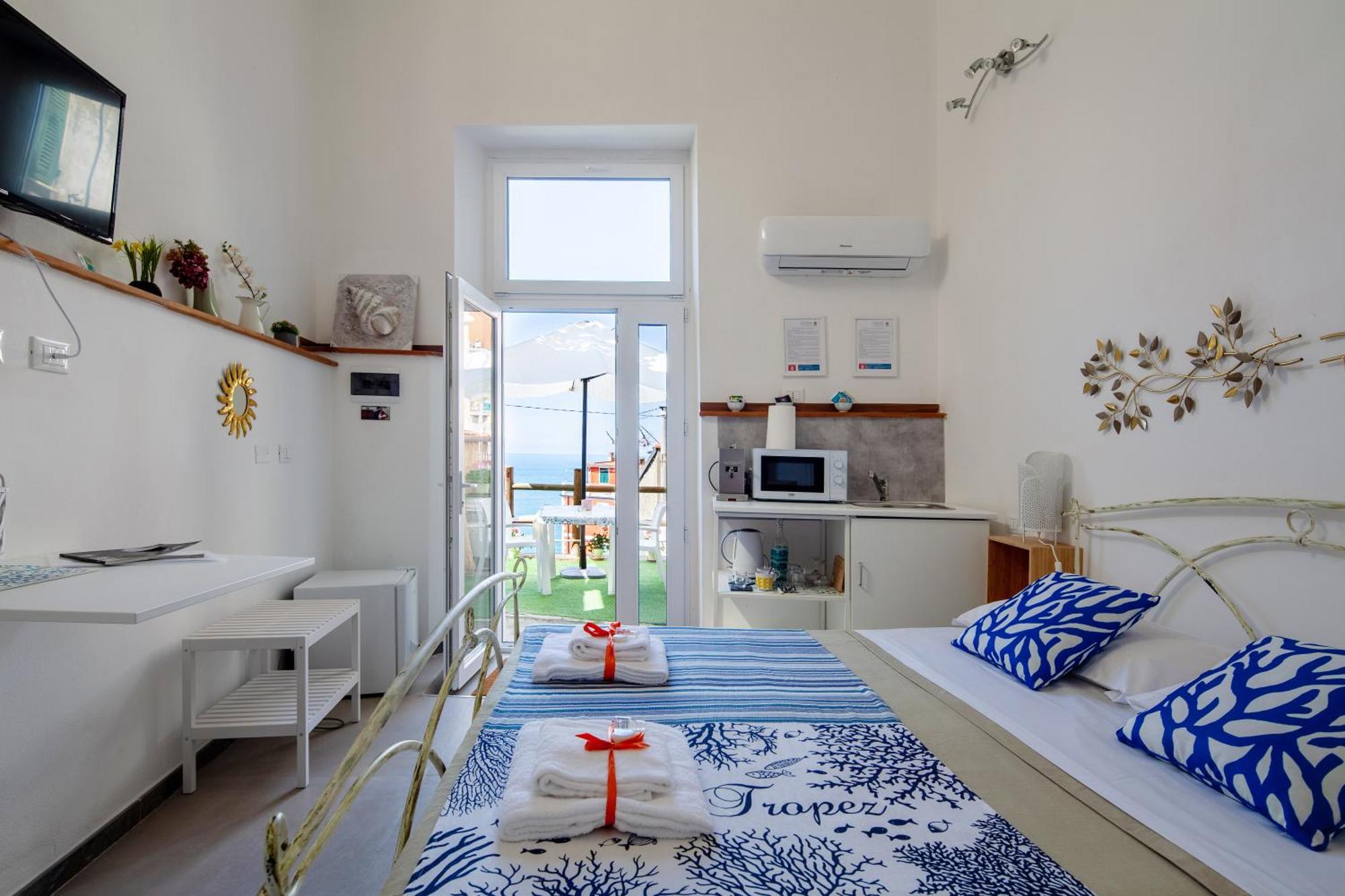 ريوماجّوري Ariel - Sea View Double Room المظهر الخارجي الصورة